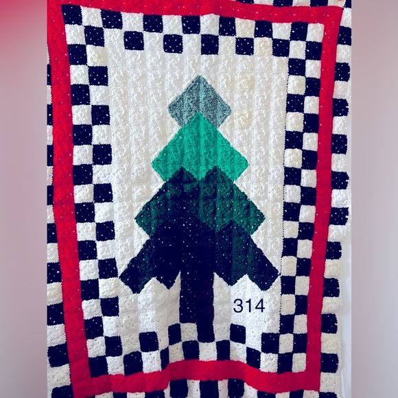 Vintage Christmas Tree Afghan. - Picture 1 of 3